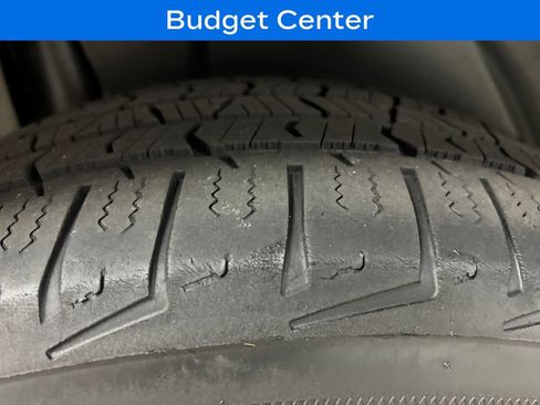 Used 2017 Chevrolet Equinox LT AWD/4WD image 10