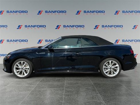 Used 2022 Audi A5 2.0T Premium image 2