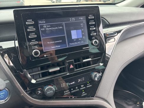 Used 2023 Toyota Camry LE image 8