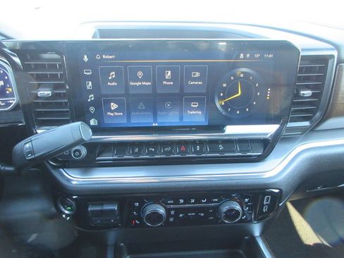 Used 2025 Chevrolet Silverado 2500 High Country w/ Technology Package image 40