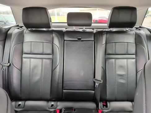 Used 2020 Land Rover Range Rover Evoque S image 29