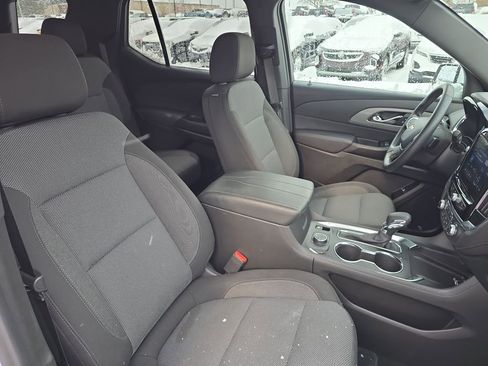 Certified 2023 Chevrolet Traverse LT w/ Rear Camera Mirror Package image 28
