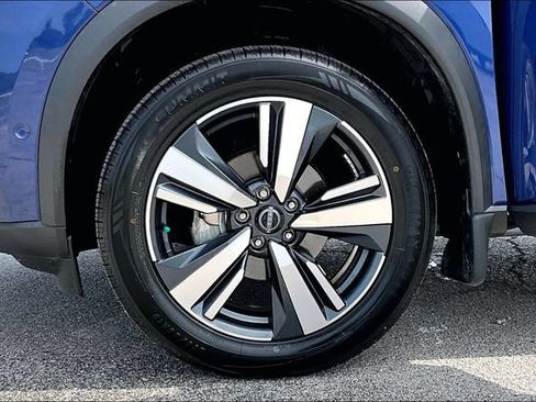 Used 2023 Nissan Rogue SL w/ SL Premium Package AWD/4WD image 34