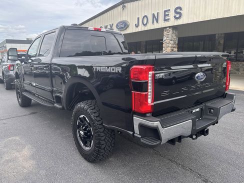 Used 2026 Ford F350 Lariat w/ Tremor Off-Road Package AWD/4WD image 8