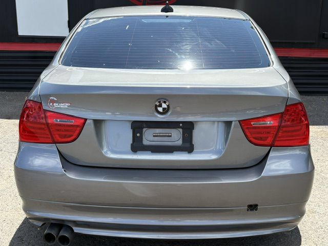 Used 2009 BMW 328i xDrive Sedan AWD/4WD image 8