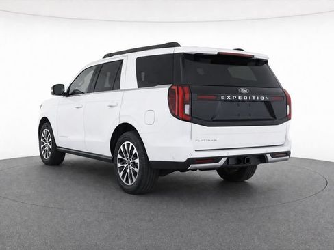 Used 2025 Ford Expedition Platinum AWD/4WD image 15
