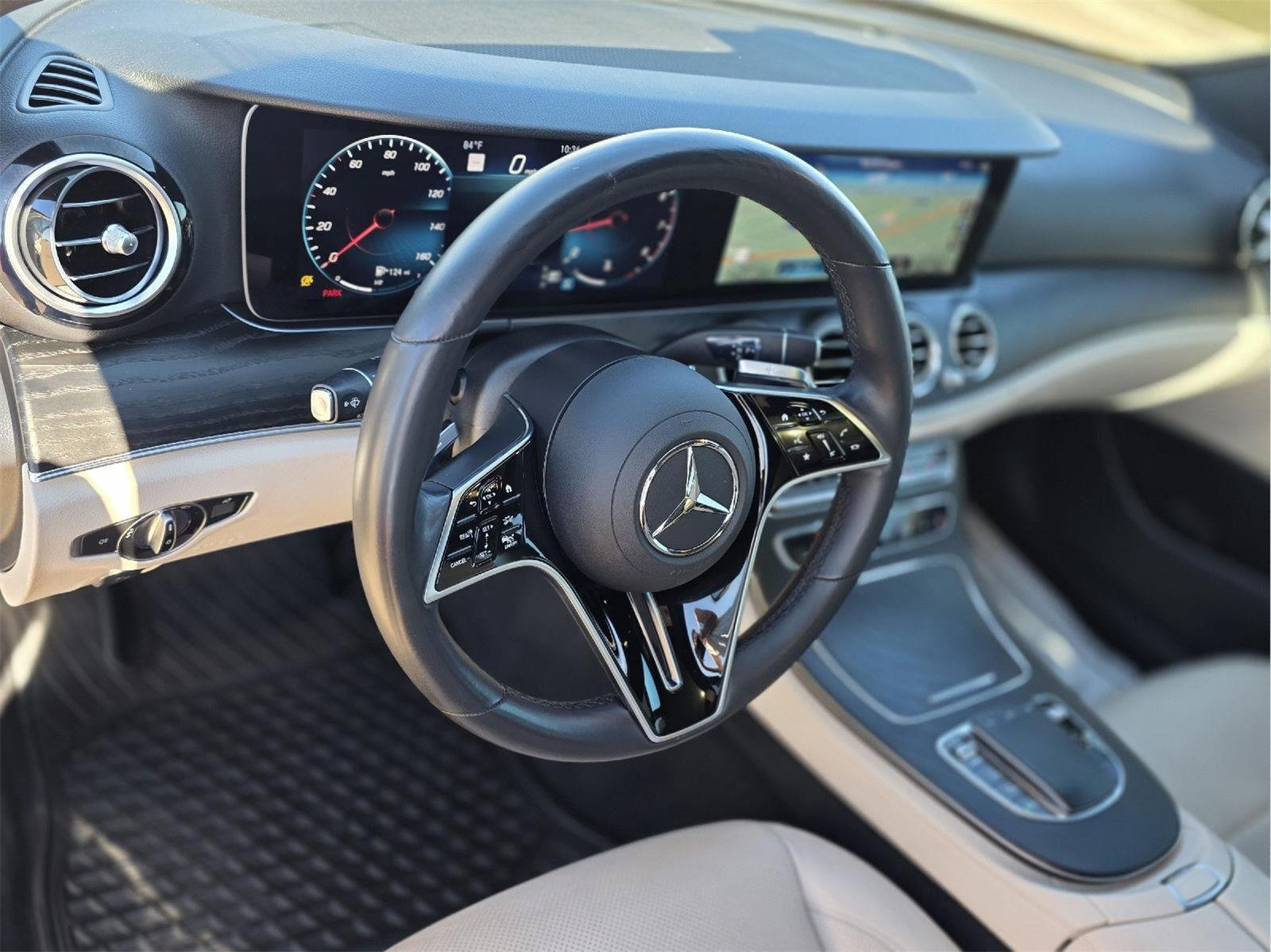 Used 2022 Mercedes-Benz E 350 4MATIC Sedan image 11