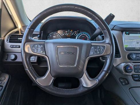 Used 2019 GMC Yukon Denali RWD image 12