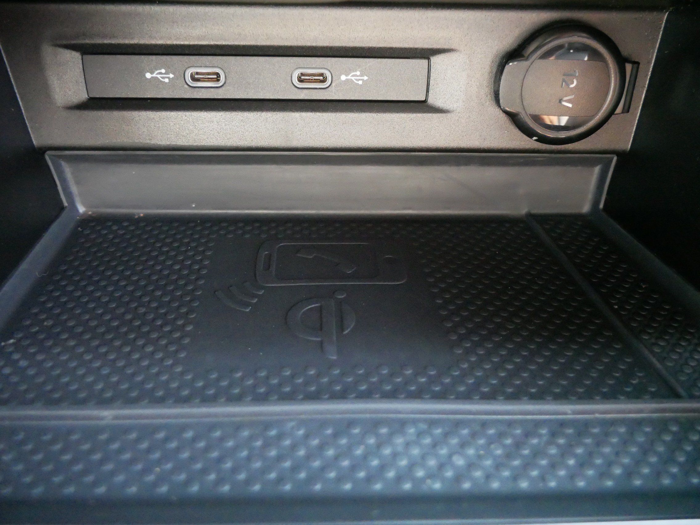 Certified 2024 Volkswagen Tiguan SE AWD/4WD image 30