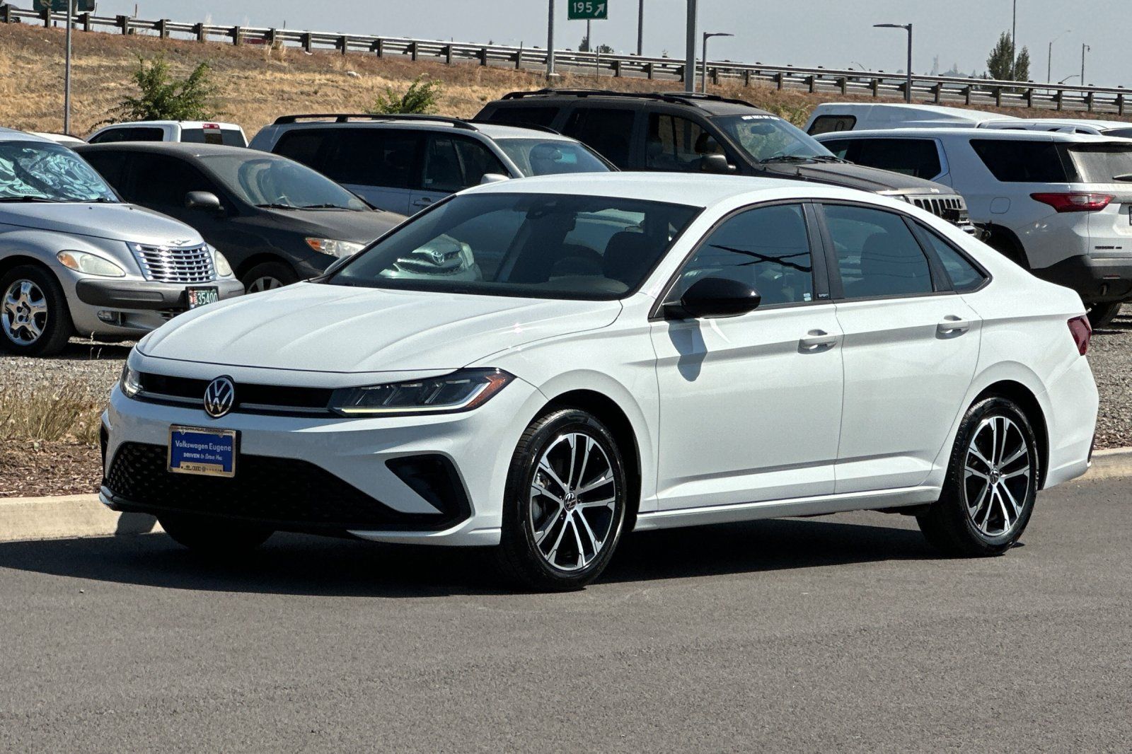 Used 2025 Volkswagen Jetta Sport FWD image 7