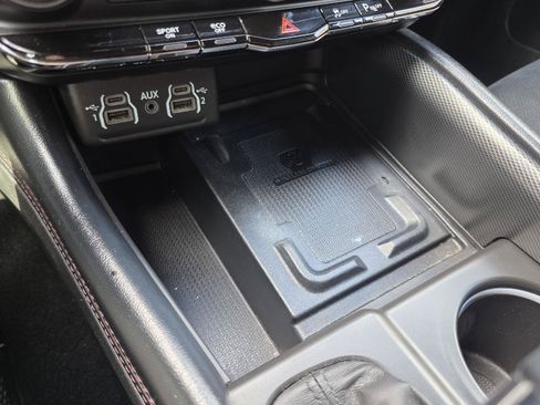 Used 2021 Dodge Durango R/T w/ Blacktop Package RWD image 17