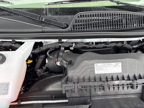 New 2025 Chevrolet Express 2500 image 14