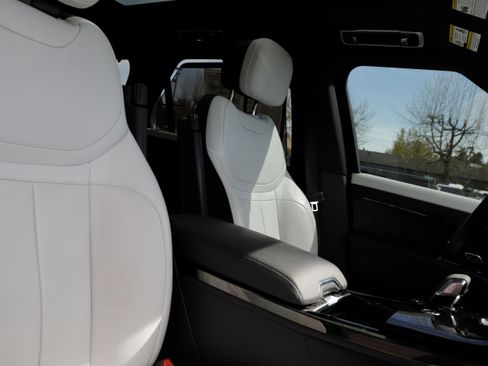 Certified 2024 Land Rover Range Rover Sport Dynamic SE image 12