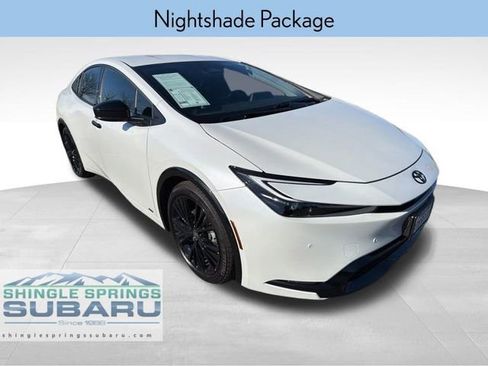 Used 2025 Toyota Prius Limited image 1