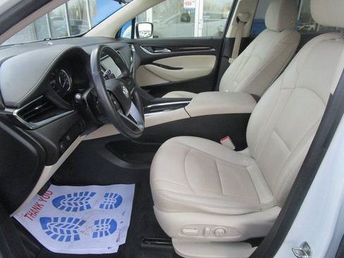 Certified 2023 Buick Enclave Essence image 18