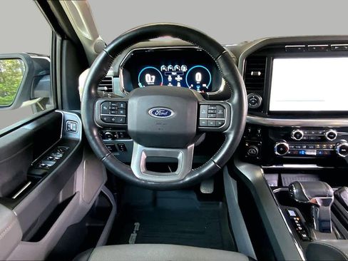 Used 2022 Ford F150 Lariat w/ Equipment Group 502A High AWD/4WD image 6