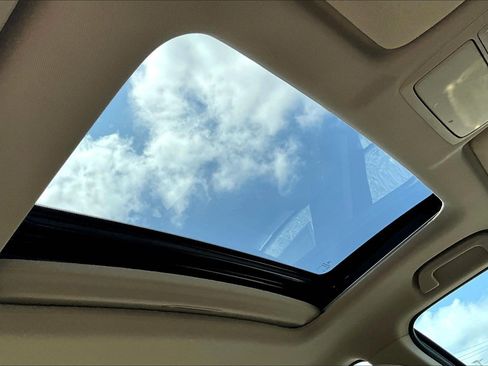 Used 2017 Honda Accord EX-L image 17
