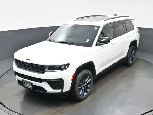 New 2026 Jeep Grand Cherokee L Limited AWD/4WD image 22