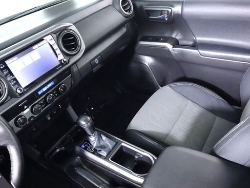 Used 2023 Toyota Tacoma TRD Off-Road w/ Black Out Package (TMS) image 32