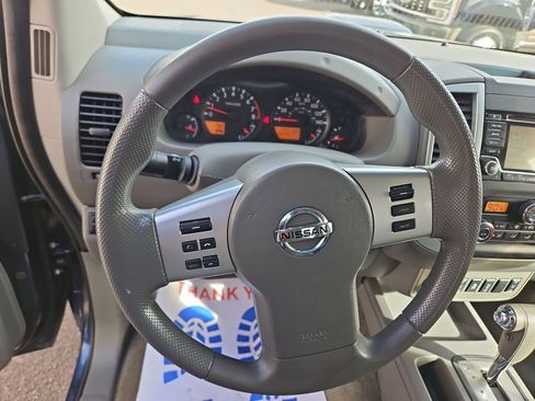 Used 2015 Nissan Frontier SV w/ SV Value Truck Package image 14