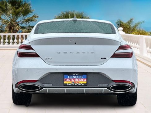 Used 2025 Genesis G70 3.3T Advanced image 6
