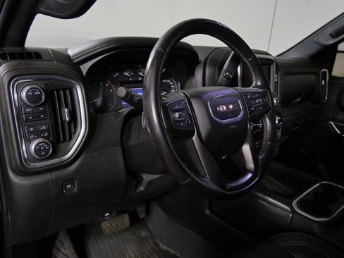 Used 2020 GMC Sierra 1500 AT4 w/ AT4 Premium Package AWD/4WD image 13