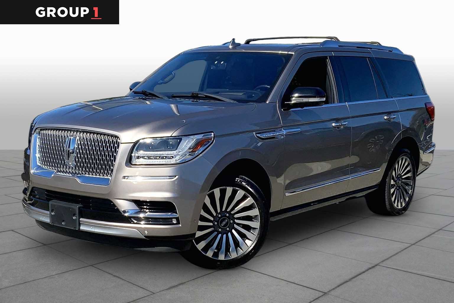 Used 2019 Lincoln Navigator Reserve w/ Cargo Package AWD/4WD image 1