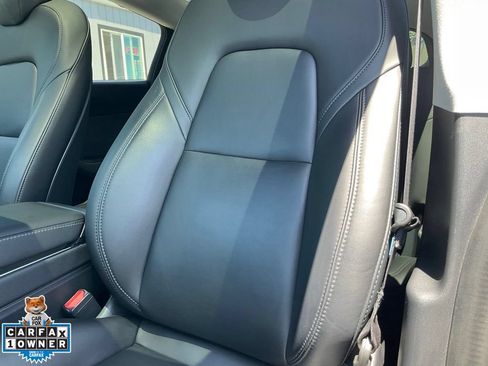Used 2020 Tesla Model Y Long Range AWD/4WD image 19