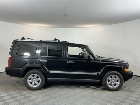 Used 2007 Jeep Commander Limited AWD/4WD image 4