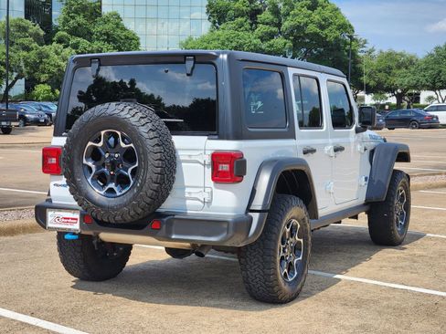 Used 2023 Jeep Wrangler Unlimited Rubicon 4xe AWD/4WD image 6