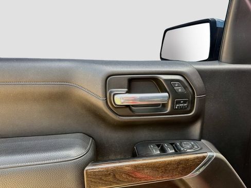 Used 2021 GMC Sierra 1500 Denali w/ Denali Ultimate Package AWD/4WD image 9