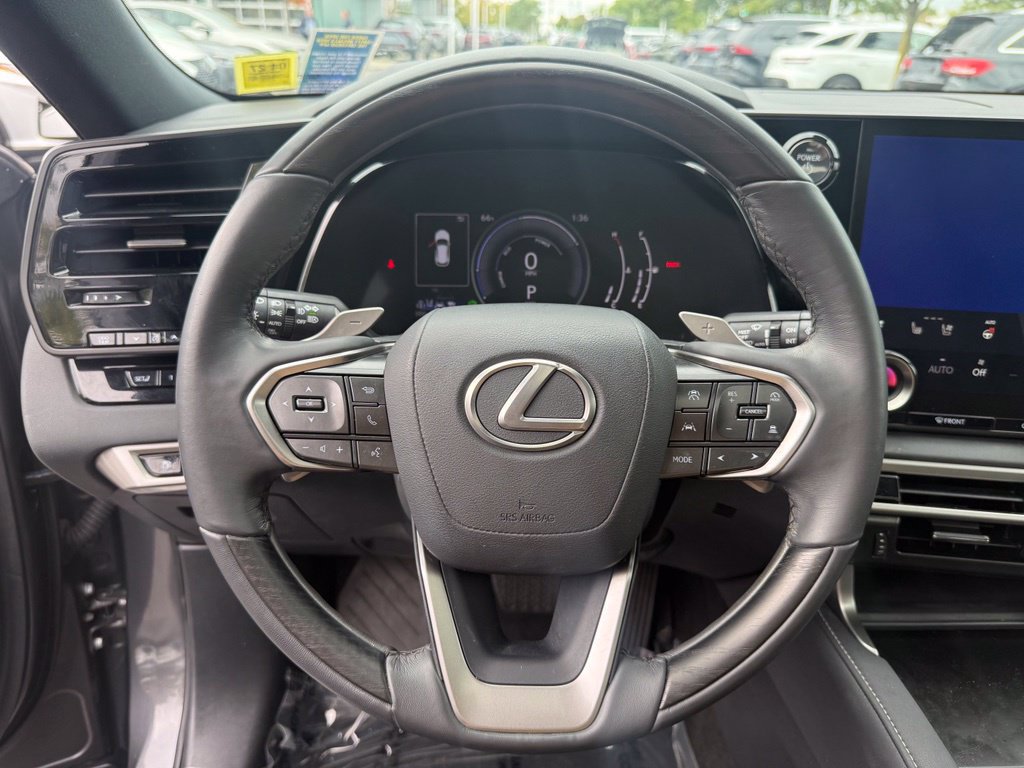 Used 2024 Lexus RX 350h w/ Accessory Package (Z1) AWD/4WD image 9
