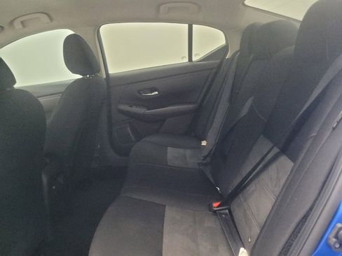 Used 2024 Nissan Sentra SR FWD image 18
