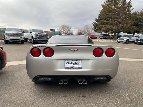 Used 2006 Chevrolet Corvette Coupe w/ Preferred Equipment Group image 18