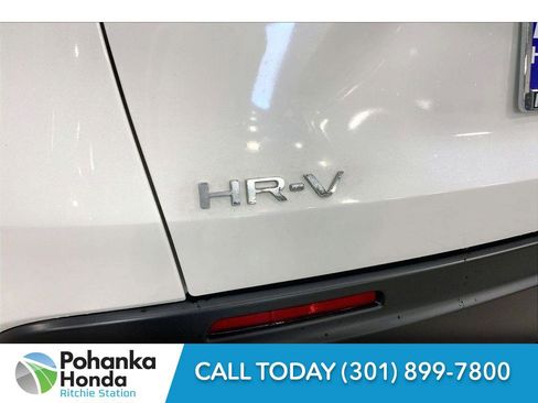 Used 2025 Honda HR-V LX image 7