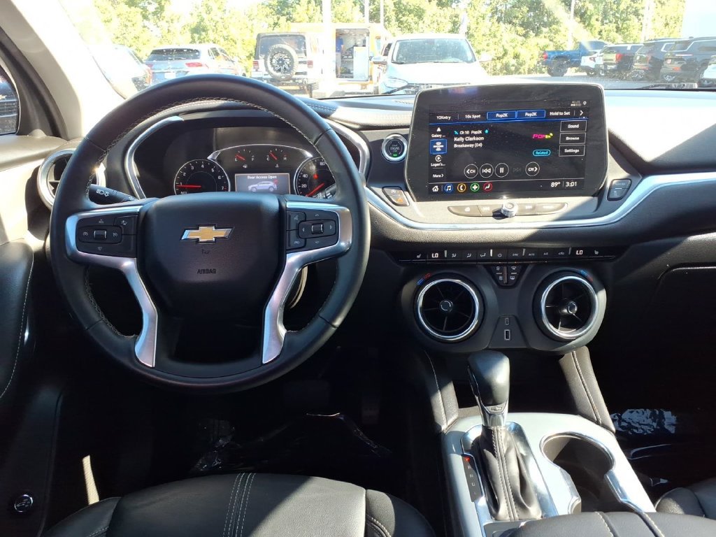 Used 2023 Chevrolet Blazer LT FWD image 14