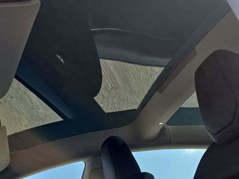 Used 2025 Tesla Model 3 Long Range image 27