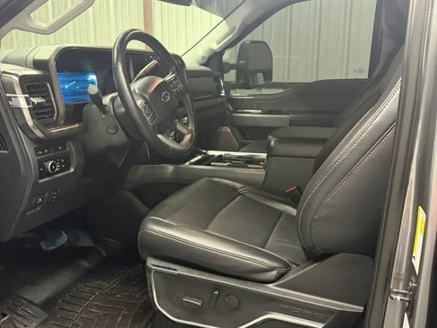 Used 2024 Ford F350 Lariat w/ Lariat Ultimate Package AWD/4WD image 10