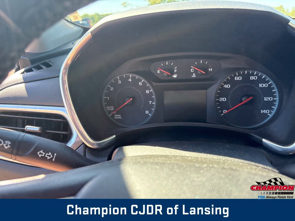 Used 2018 Chevrolet Equinox LT FWD image 17
