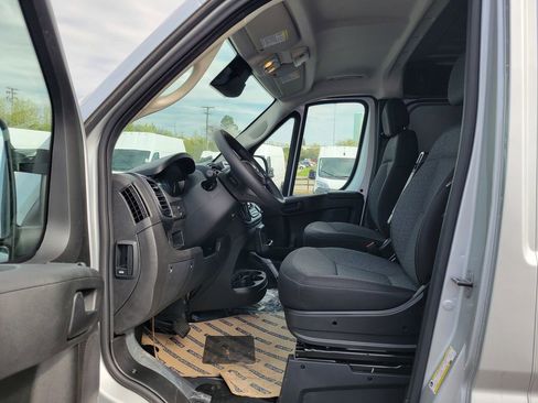 New 2025 RAM ProMaster 1500 w/ Convenience Group image 9