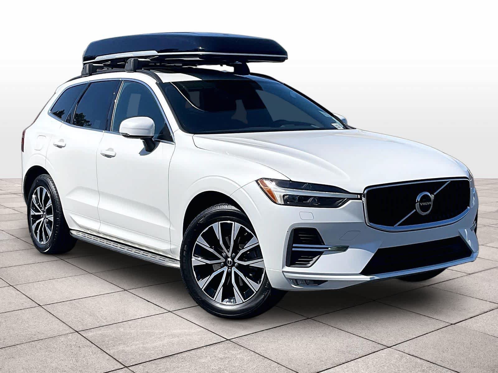 Used 2023 Volvo XC60 B5 Core AWD/4WD image 2