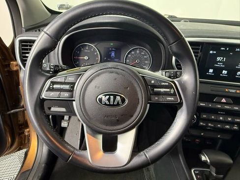 Used 2020 Kia Sportage EX image 19