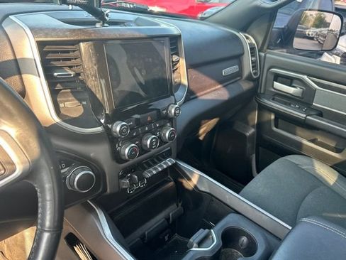 Used 2022 RAM 2500 Big Horn w/ Level C Equiment Group AWD/4WD image 11
