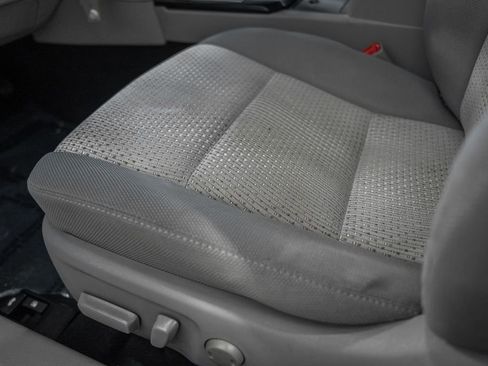 Used 2012 Toyota Camry LE image 23