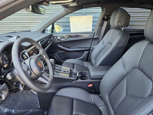 New 2026 Porsche Macan AWD/4WD image 27