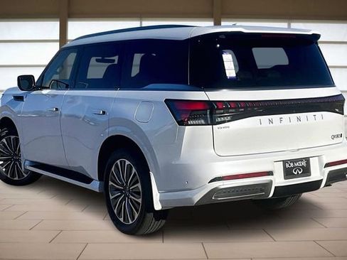 New 2026 INFINITI QX80 Luxe image 13
