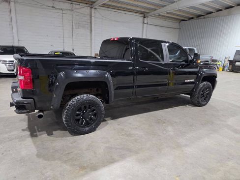 Used 2017 GMC Sierra 2500 SLT w/ All Terrain X HD Package AWD/4WD image 13