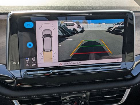 New 2026 Volkswagen Atlas SE image 22