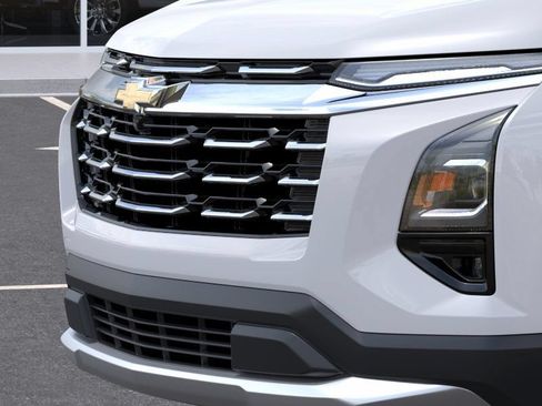 New 2027 Chevrolet Equinox LT w/ Convenience Package II FWD image 13