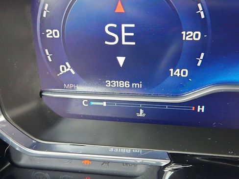 Used 2025 Chevrolet Silverado 1500 LT AWD/4WD image 13